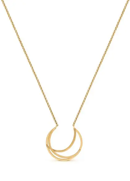 Exuberant golden Necklace